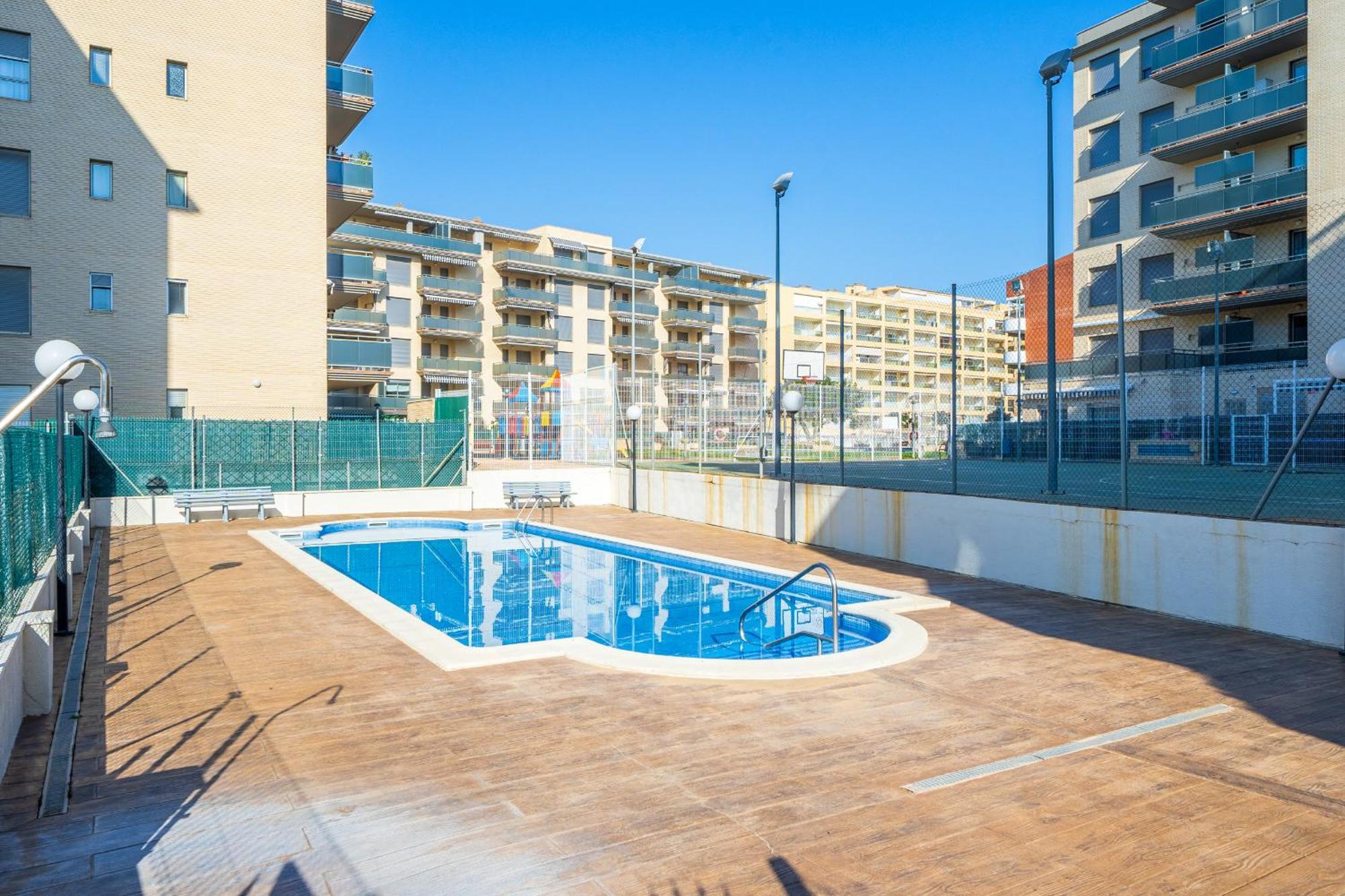 Alea Rentals - Albeniz La Pineda Exteriör bild